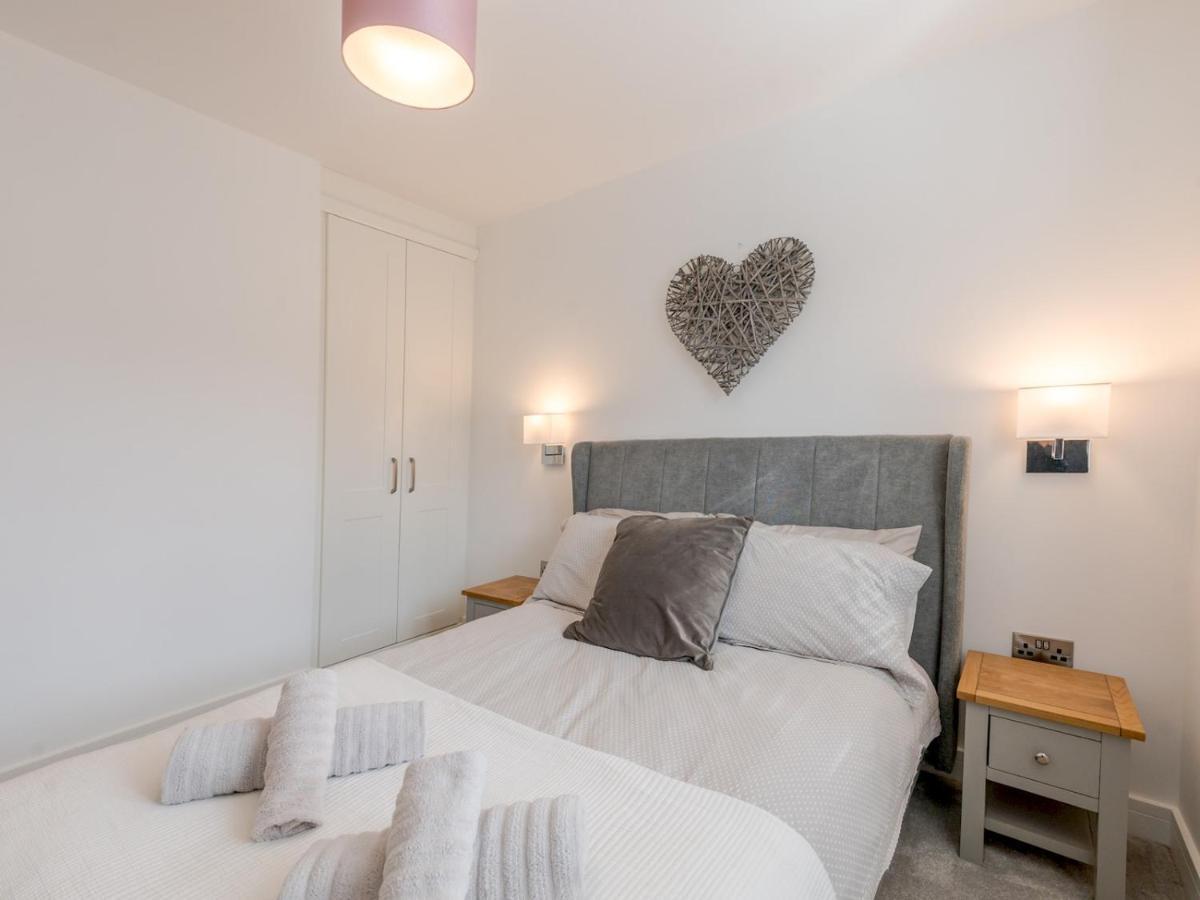 Pass The Keys 1 Bed Albury Contemporary Apartment With Secure Parking شروزبري المظهر الخارجي الصورة